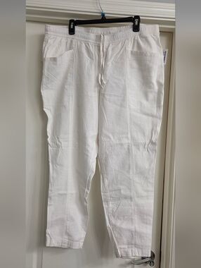 Old Navy White Drawstring Linen-Blend Pants